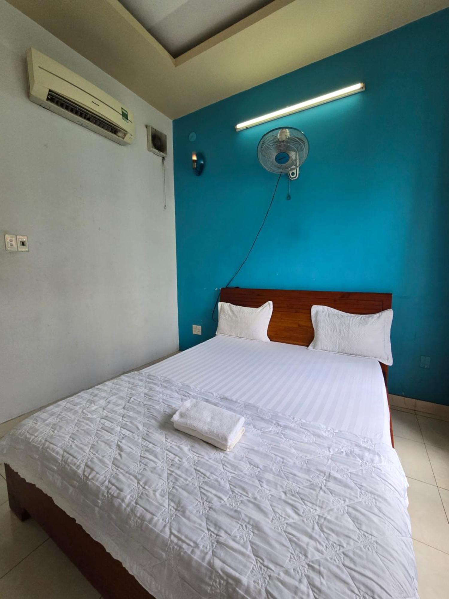 Motel Ha Long Long Binh Bagian luar foto